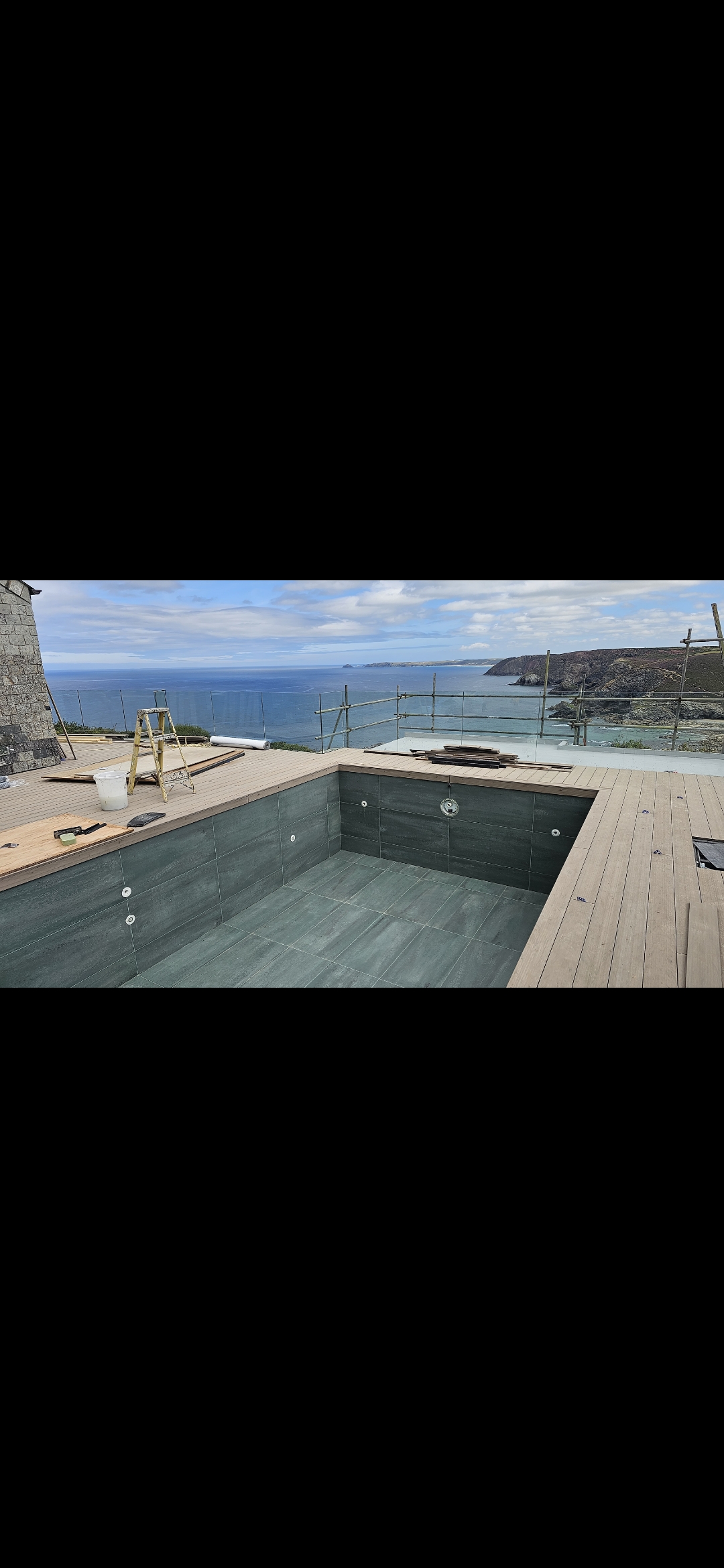 Clifftop Infinity Pool